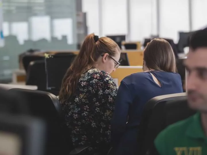 我们提供深度赛事分析，助您洞悉赛场先机 - 必赢