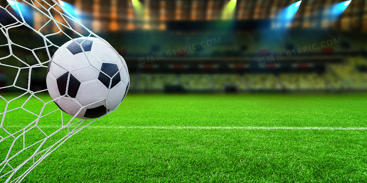 队报：里昂以750万签下捷克国脚攻击手舒尔茨