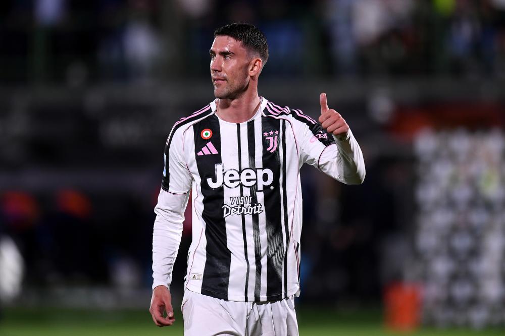 埃里克·加西亚：不会对皇马近况感到高兴；我们会想念阿劳霍