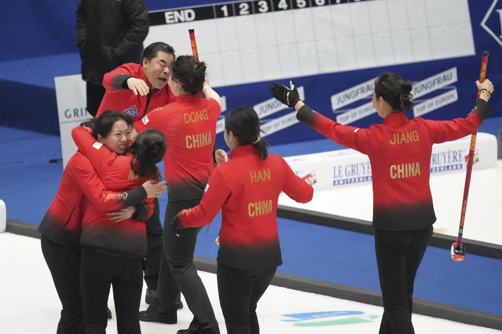 已经不是第一次了！菲利普-阮首回合就曾因失误送给国安两球